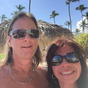 Meet your Posher, Abigail